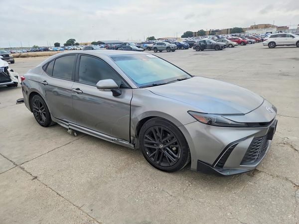 2025 TOYOTA CAMRY