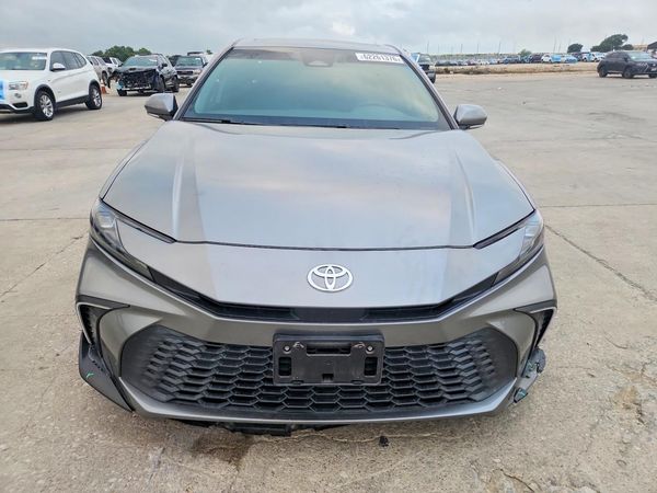 2025 TOYOTA CAMRY