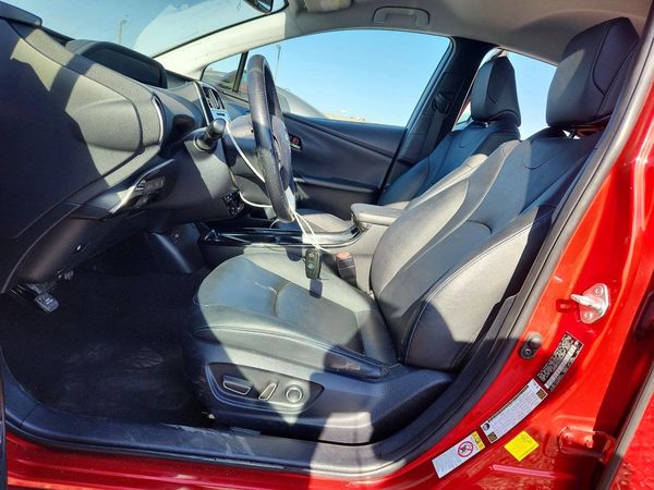 2017 TOYOTA PRIUS