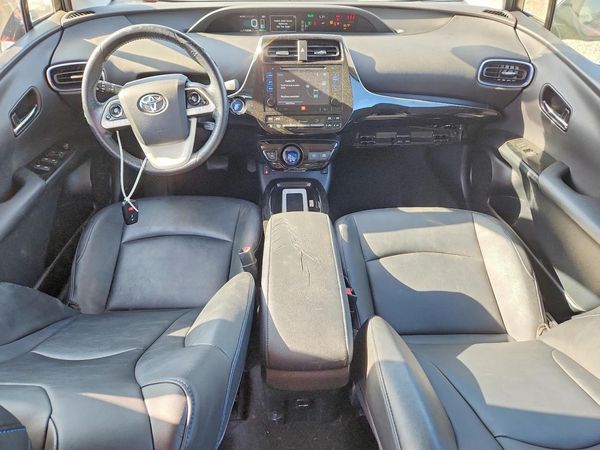 2017 TOYOTA PRIUS