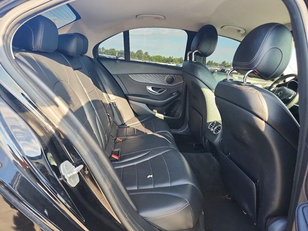 2015 MERCEDES-BENZ C