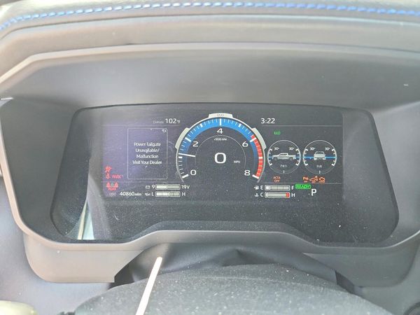 2025 TOYOTA TUNDRA Platinum