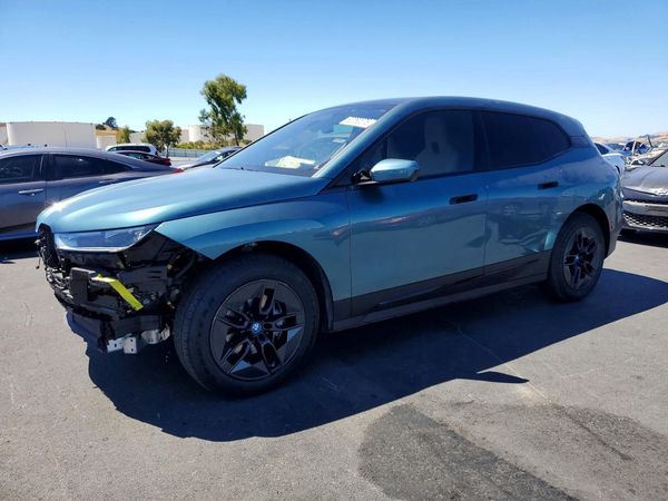 2024 BMW IX xDrive50