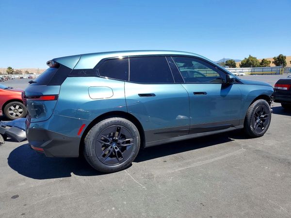 2024 BMW IX xDrive50