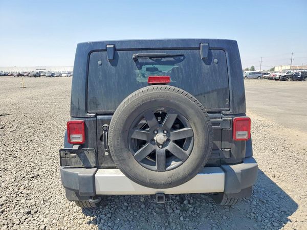 2015 JEEP WRANGLER UNLIMITED SAHARA 4X4