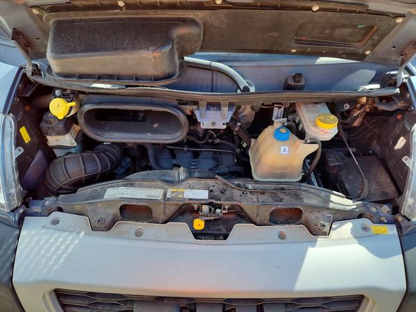 2020 RAM PROMASTER 3500 VF — Engine bay