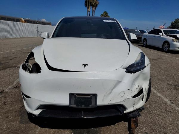2020 TESLA MODEL Y