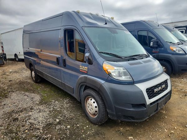 2021 RAM PROMASTER 3500 — Passenger 3/4