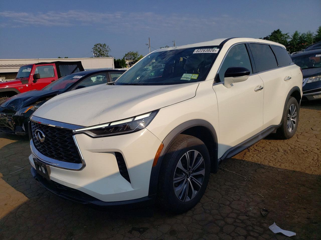 2022 INFINITI QX60 Pure