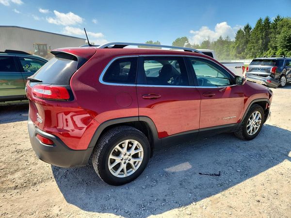 2016 JEEP CHEROKEE Latitude/Longitude/North
