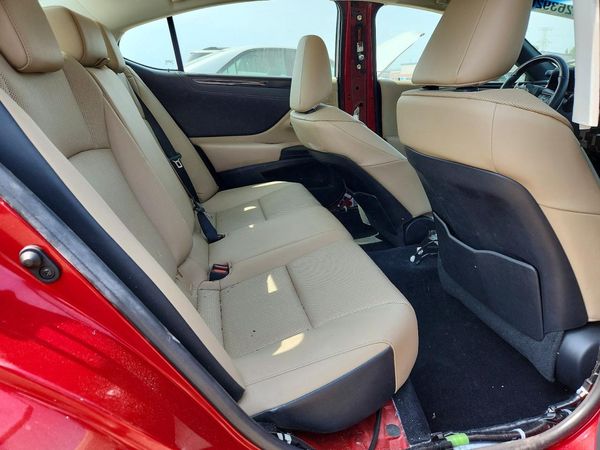 2021 LEXUS ES 250 350 Premium
