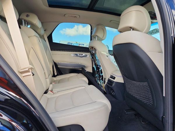 2024 GENESIS GV70