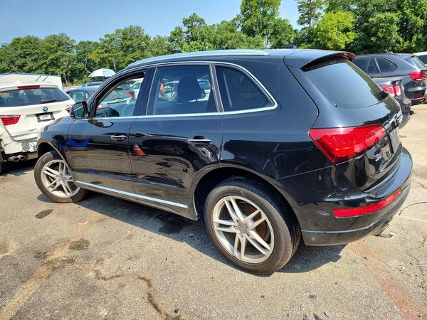 2017 AUDI Q5 quattro Premium Plus
