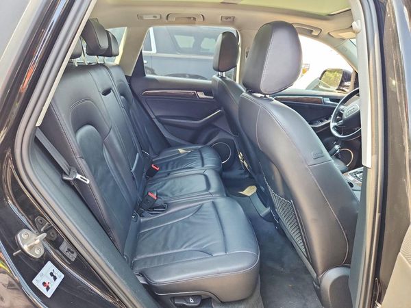 2017 AUDI Q5 quattro Premium Plus