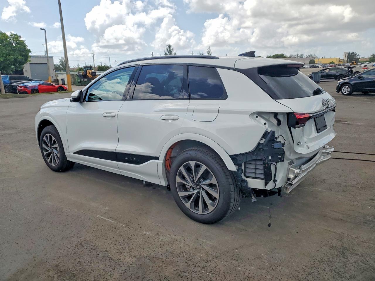 2025 AUDI Q6 E-TRON