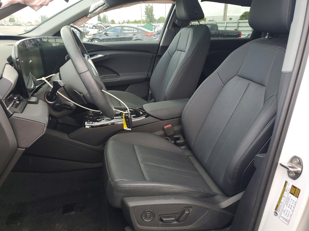 2025 AUDI Q6 E-TRON