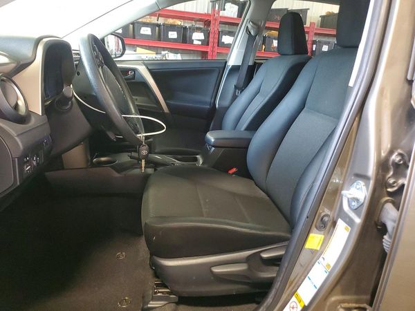 2015 TOYOTA RAV4 LE (X Grade)