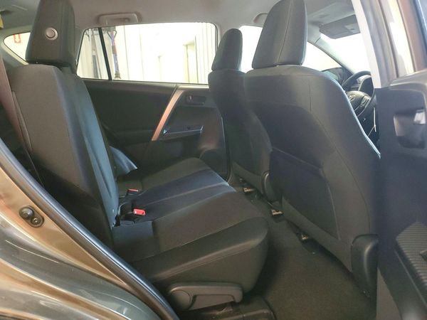 2015 TOYOTA RAV4 LE (X Grade)
