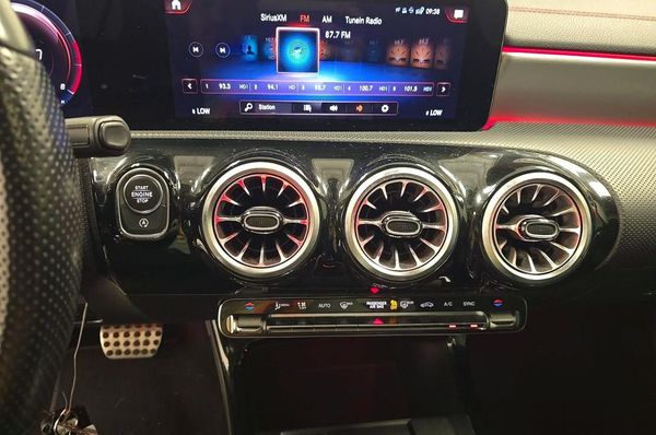 2023 MERCEDES-BENZ CLA CLA250