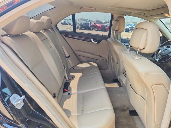 2012 MERCEDES-BENZ C C300 4-MATIC