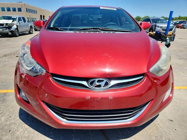 2012 HYUNDAI ELANTRA
