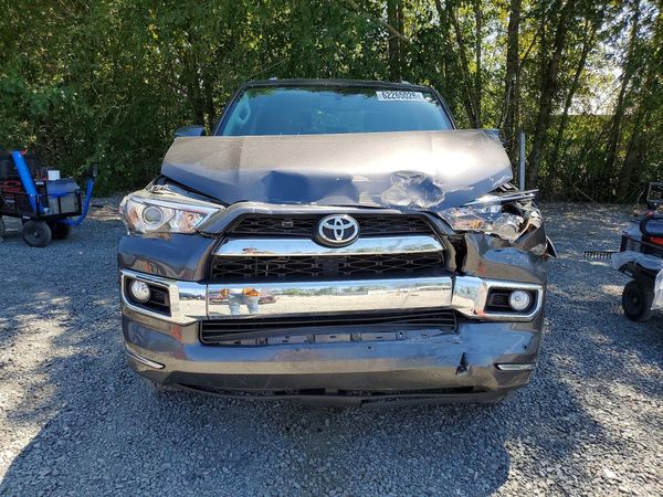 2019 TOYOTA 4RUNNER