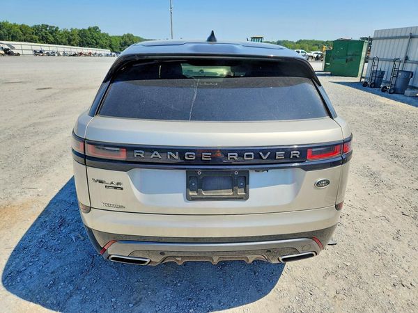 2018 LAND ROVER RANGE ROVER VELAR R-Dynamic SE