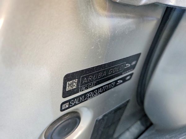 2018 LAND ROVER RANGE ROVER VELAR R-Dynamic SE