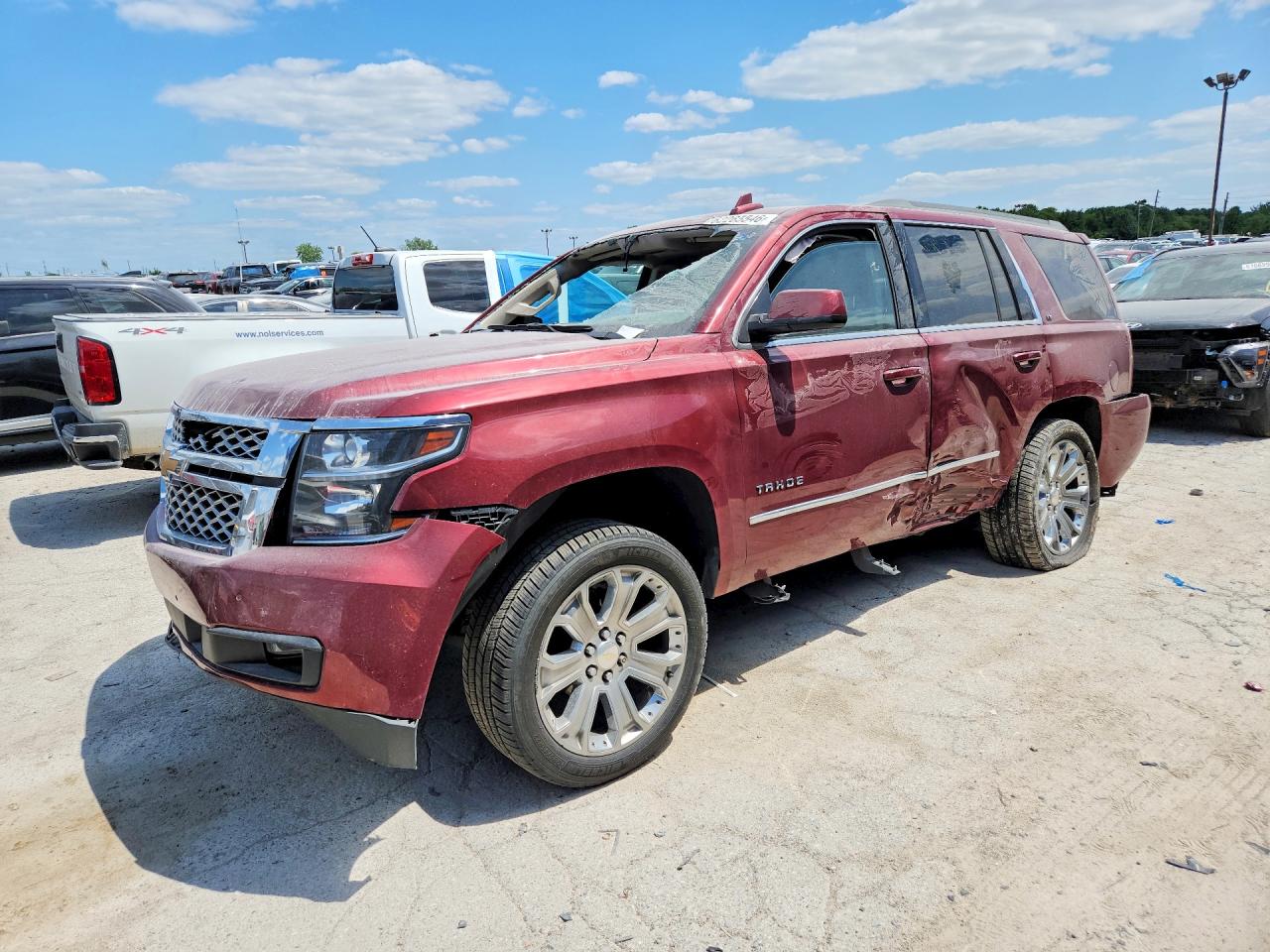 2018 CHEVROLET TAHOE LT — Front 3/4