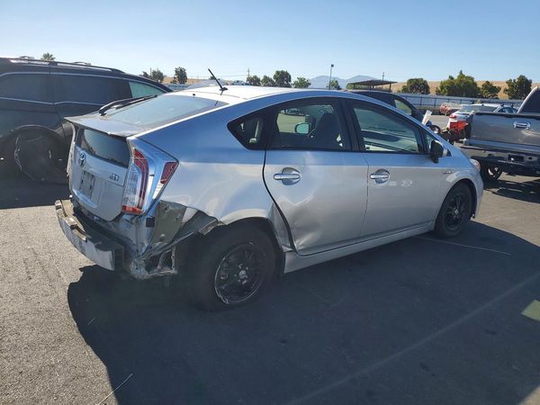 2014 TOYOTA PRIUS