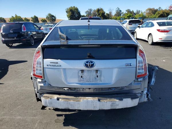 2014 TOYOTA PRIUS