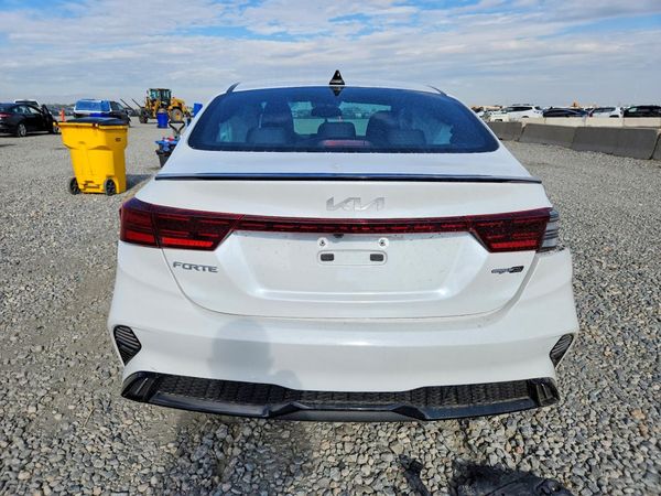 2024 KIA FORTE GT Line
