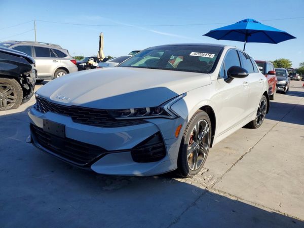 2022 KIA K5