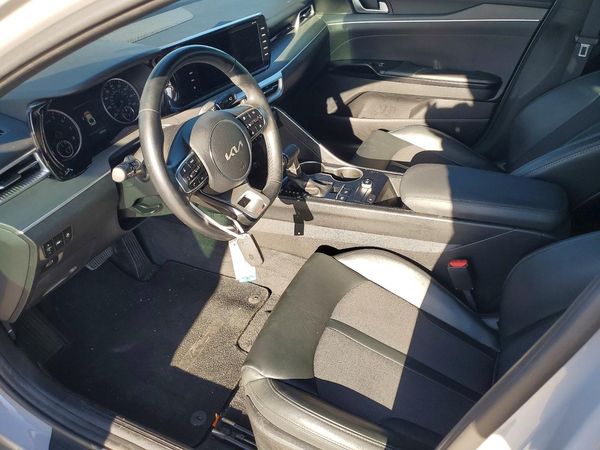 2022 KIA K5