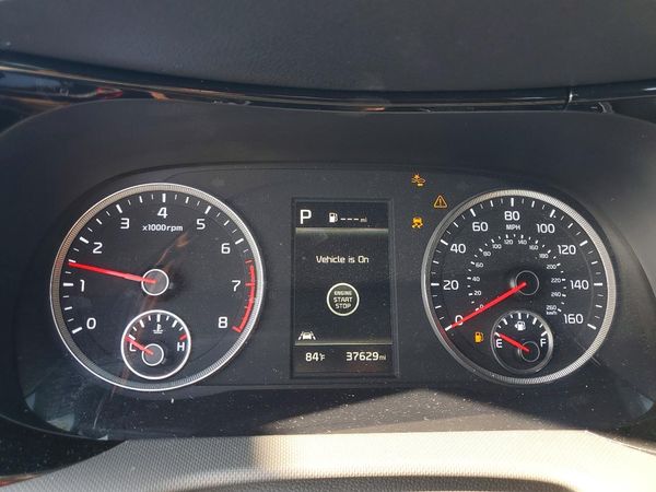2022 KIA K5