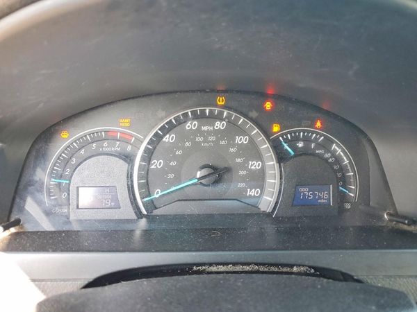 2013 TOYOTA CAMRY