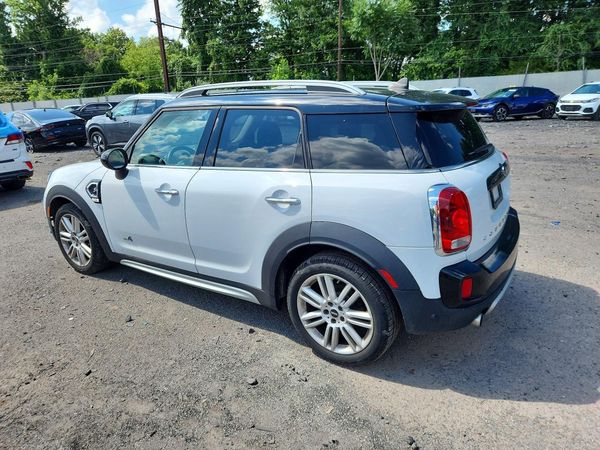 2018 MINI COOPER