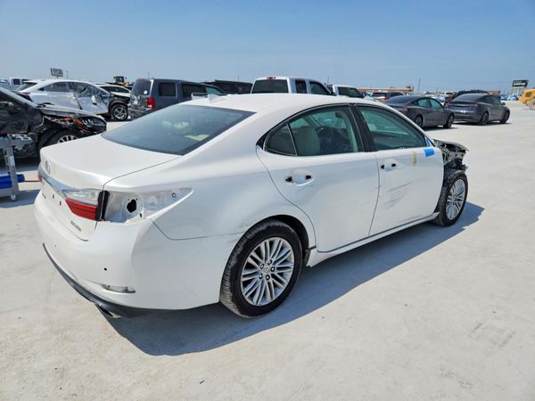 2017 LEXUS ES