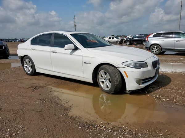 2012 BMW 528