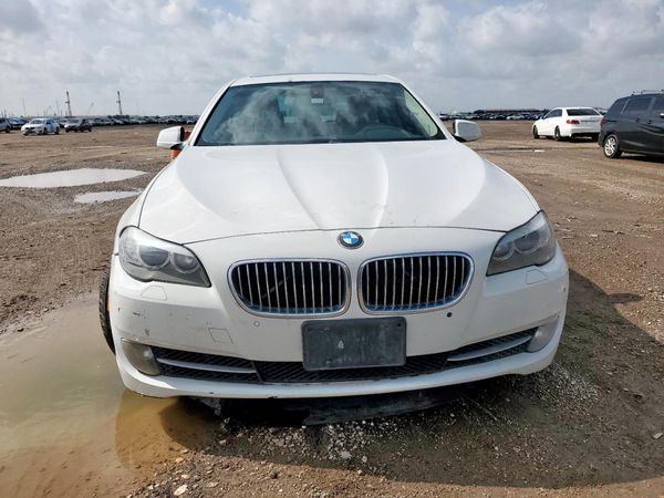 2012 BMW 528