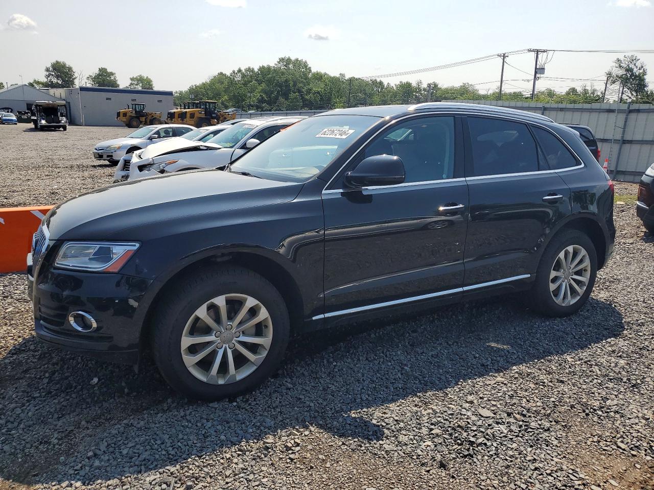 2017 AUDI Q5 quattro Premium