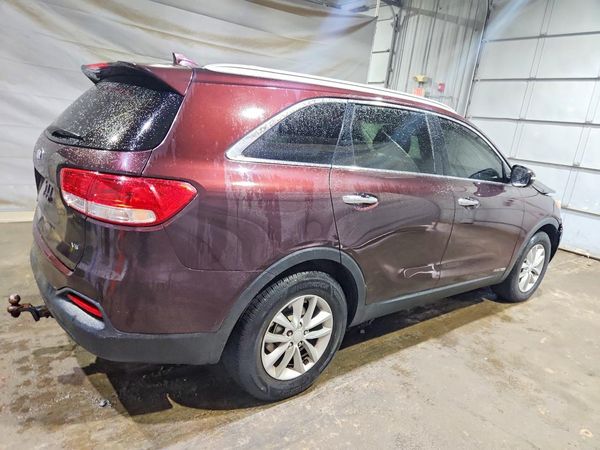 2016 KIA SORENTO L / LX