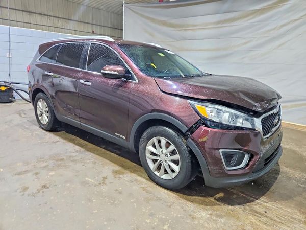 2016 KIA SORENTO L / LX