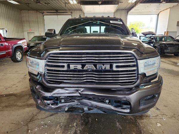 2019 RAM 2500 LARAMIE CREW CAB 4X4