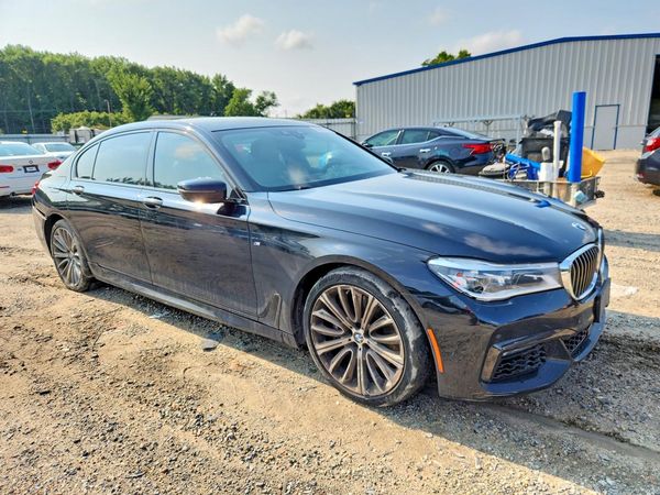 2018 BMW 750