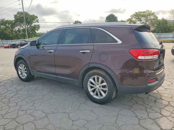 2016 KIA SORENTO L / LX