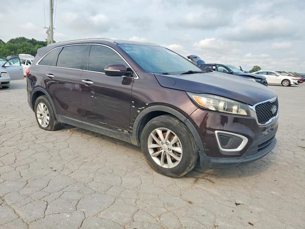 2016 KIA SORENTO L / LX
