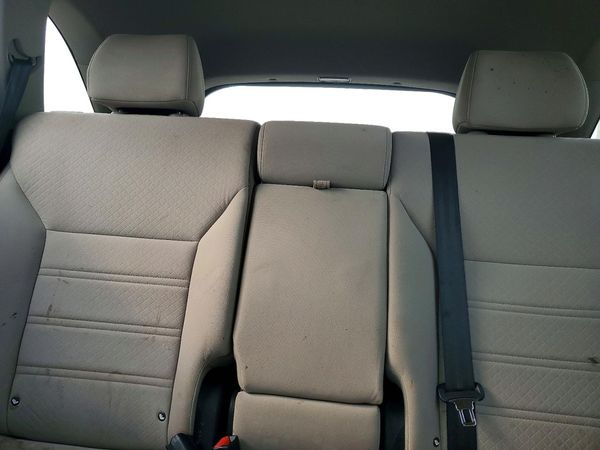 2016 KIA SORENTO L / LX