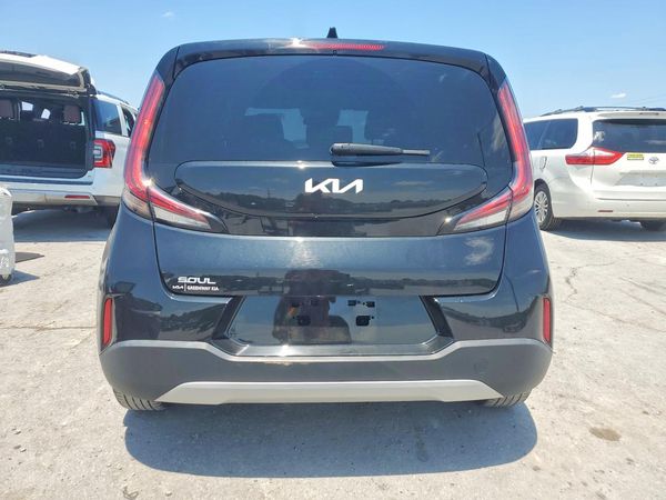 2024 KIA SOUL LX, S
