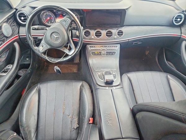 2018 MERCEDES-BENZ E E300